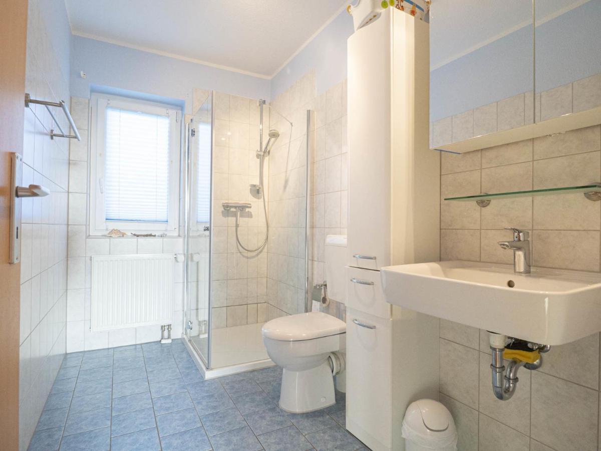 Ferienhaus Karola Glowe Ngoại thất bức ảnh